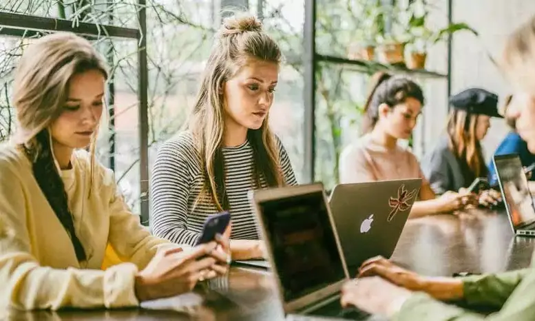 Nebenjob im Studium: Was muss man beachten?