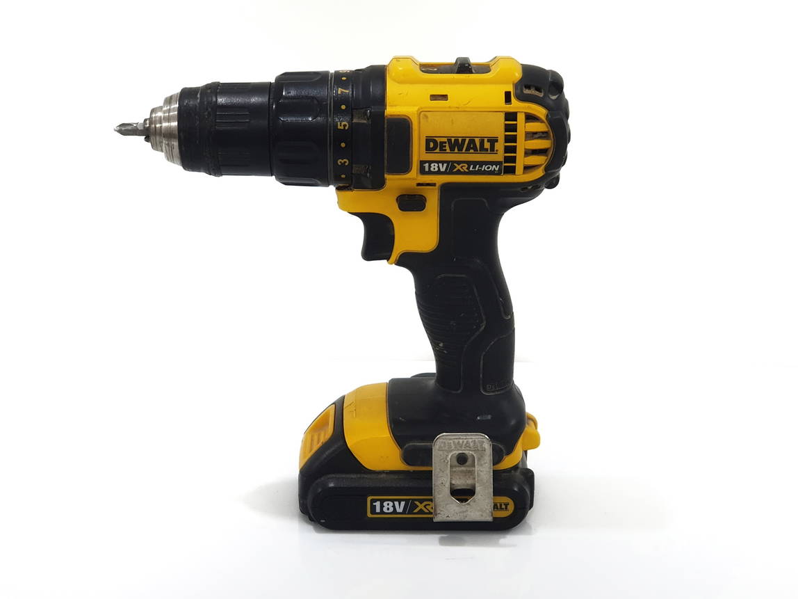 location : ai-je le droit de faire des trous dans les murs