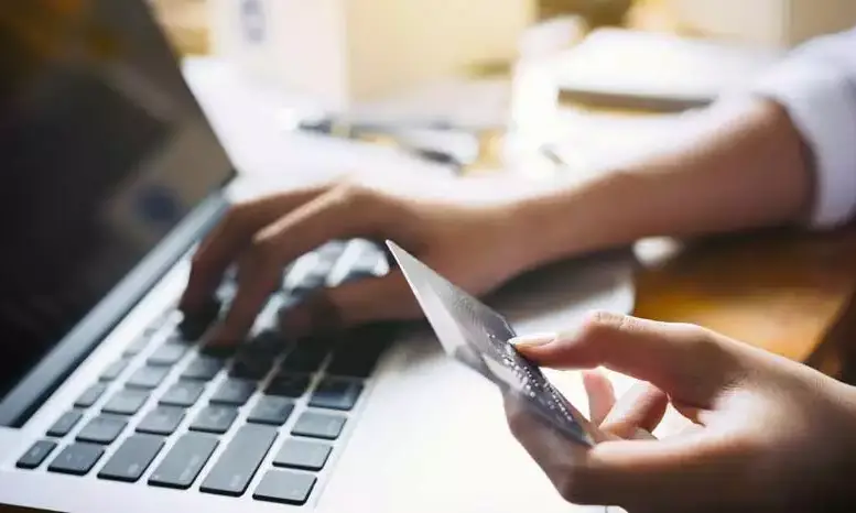 Wie bereits die Online-Buchung, wird auch die Online-Mietzahlung für Langzeitmieten verbindlich