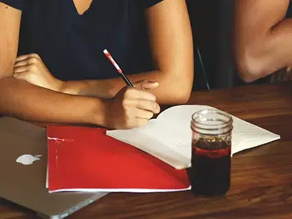 Ein Zimmer gegen Nachhilfe