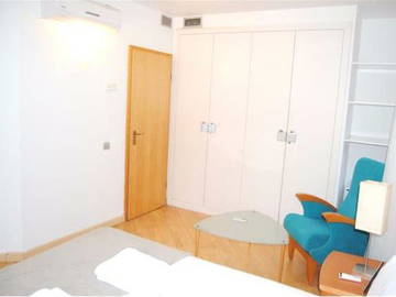 Entire Home Barcelona 123493-4