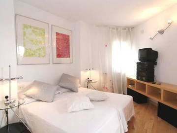 Entire Home Barcelona 123493-5