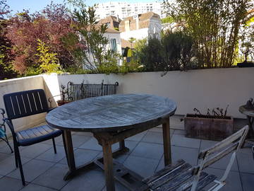 Room For Rent Suresnes 377340