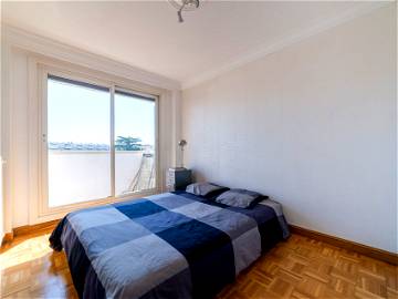 Roomlala | 1 Bedroom Available