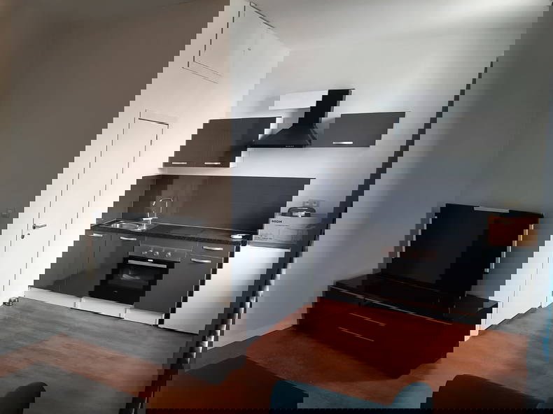 Kolokation Mons 268755-3