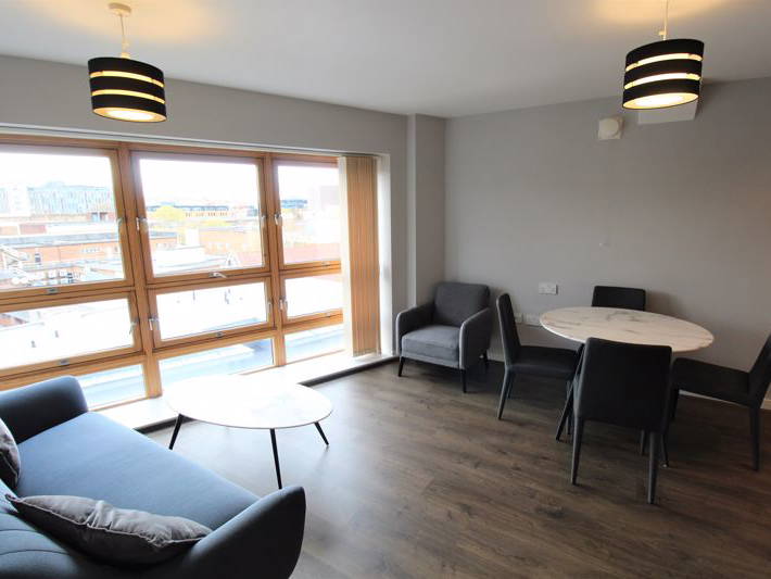 Quedarse En Casa Bristol 394368-3