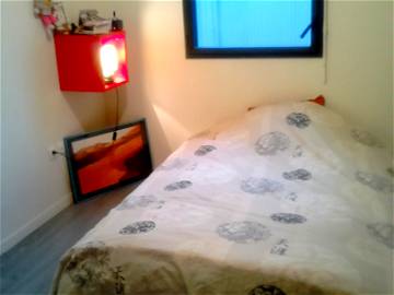 Roomlala | 1 Bedroom In Shared Quiet House 10mn Downtown