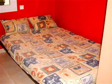 Roomlala | 1 Bedroom Rental
