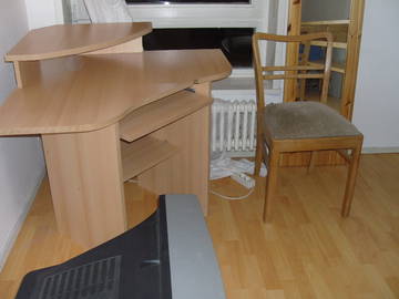 Roomlala | 1 Camera Arredata Con Letto Scrivania Cucina Uso Bagno
