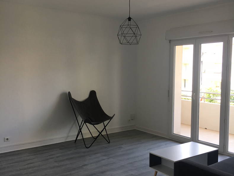 Colocation Valence 244759-4