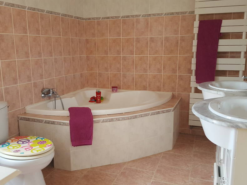 Homestay Nieuil 184013-4