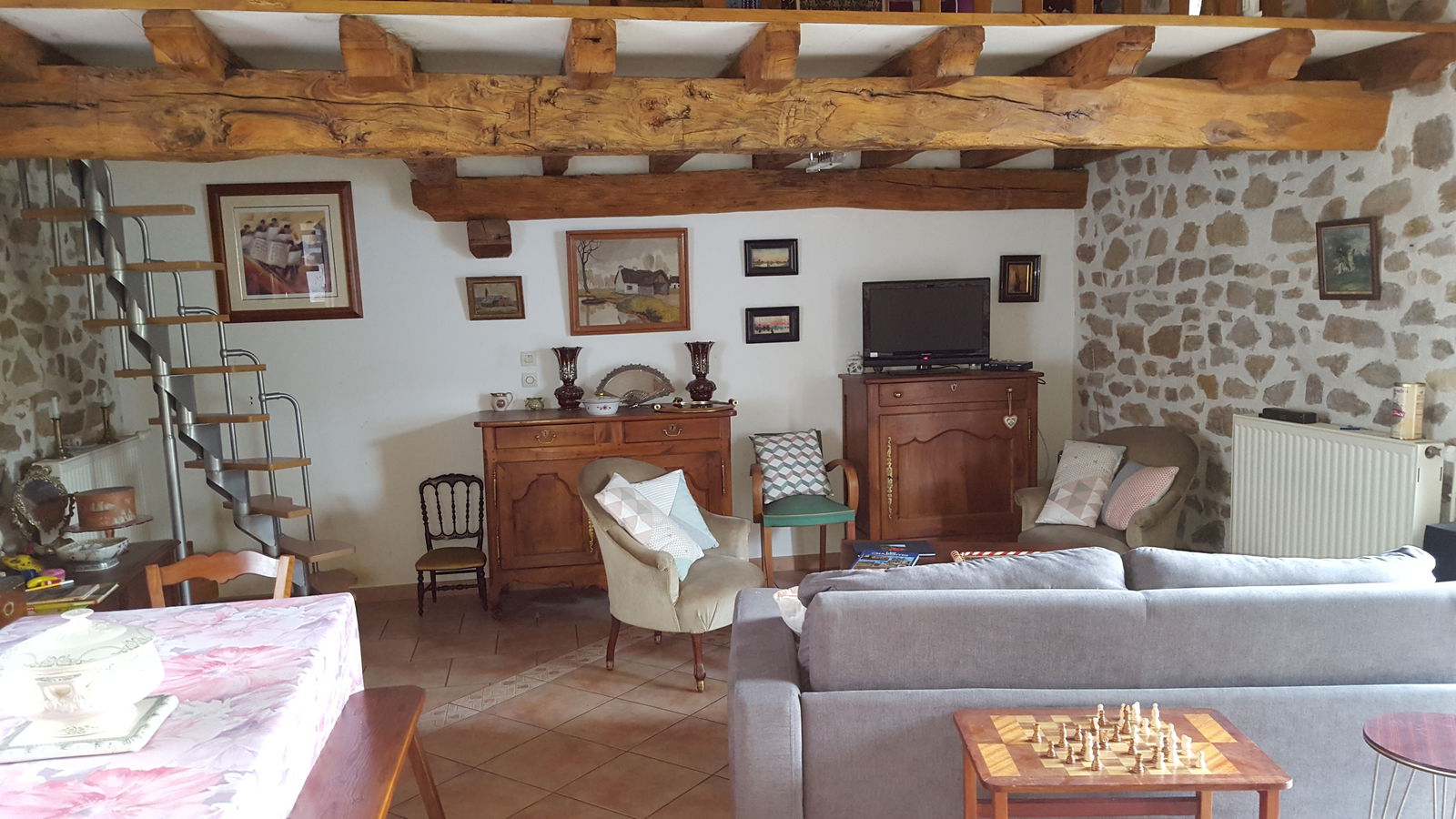 Homestay Nieuil 184013