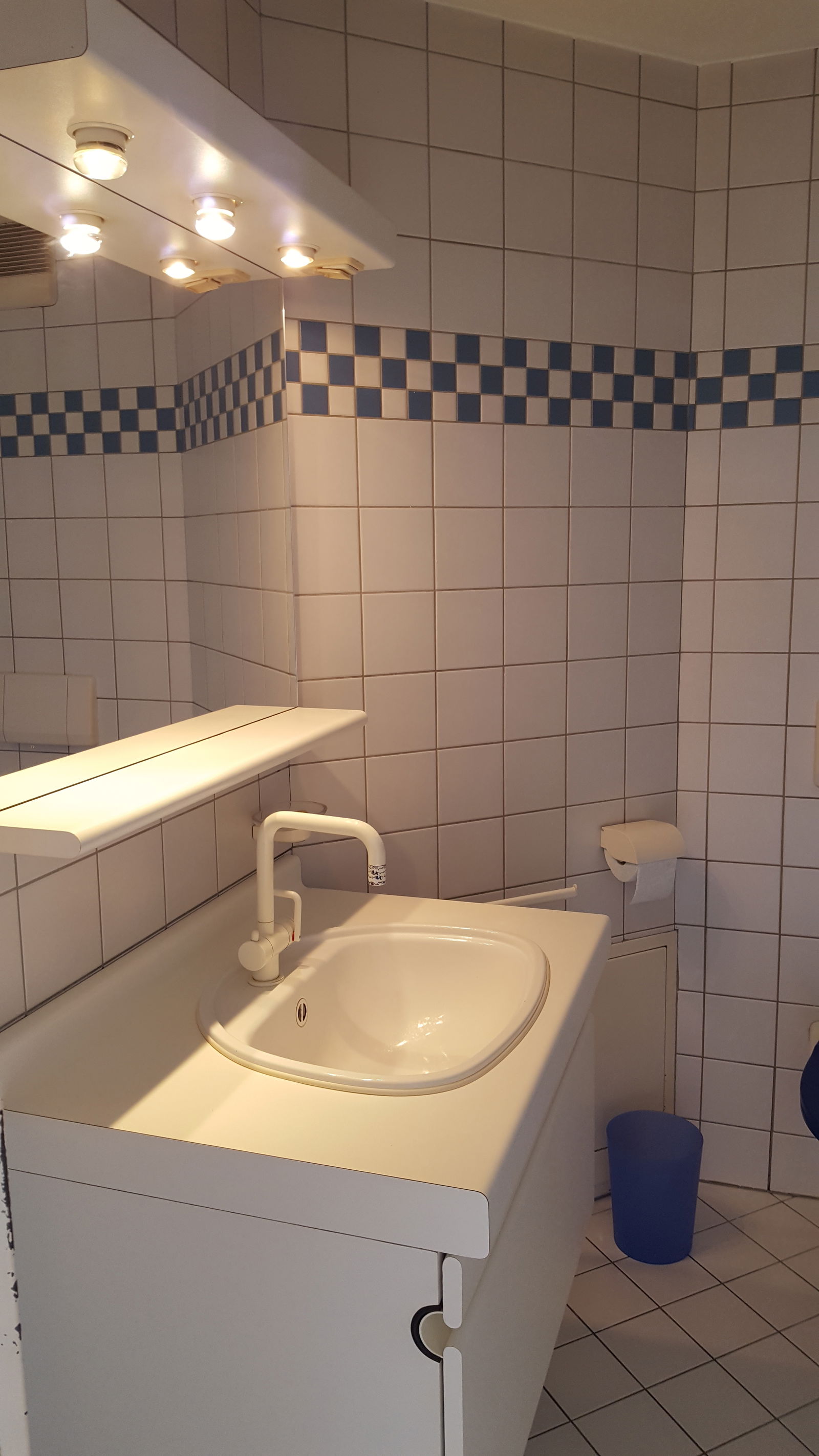 Quedarse En Casa Montreux 122914