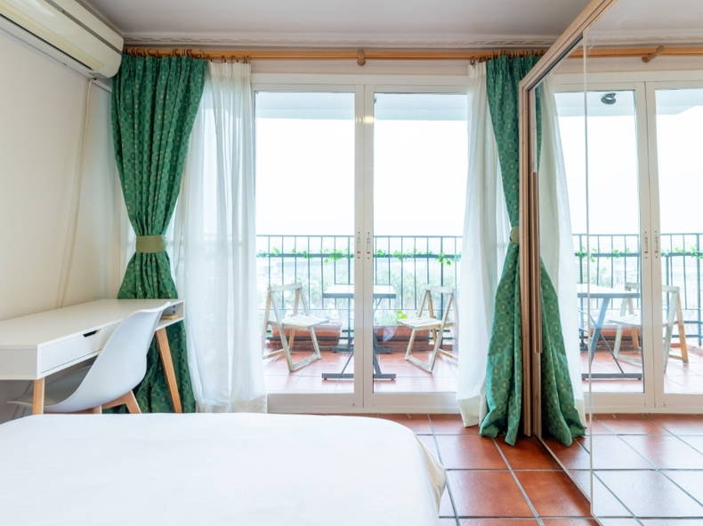 Homestay San Juan de Aznalfarache 499768-2