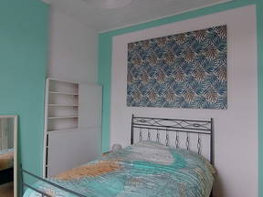 1 Magnificent room in a roommate of 3 young workers
