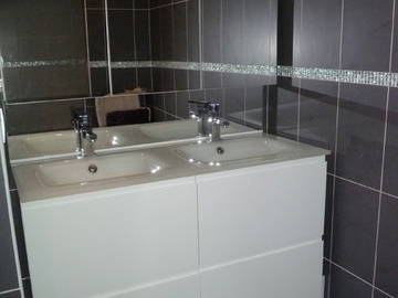 Gastfamilie Saint-Thibault-des-Vignes 39490-5