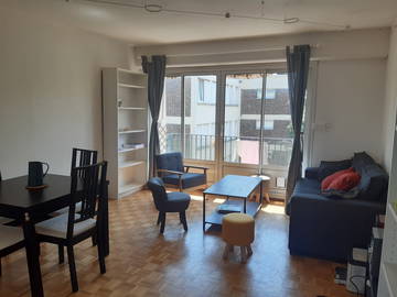 Roomlala | 1 pokój do wynajęcia w mieszkaniu o powierzchni 63 m2