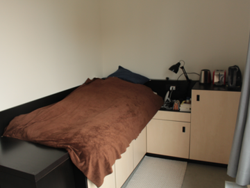 Roomlala | 1 pokój w akademiku na 6 tygodni