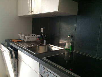 Roomlala | 1 Prywatny Pokój Ze Wspólną Kuchnią I Łazienką W Lozannie