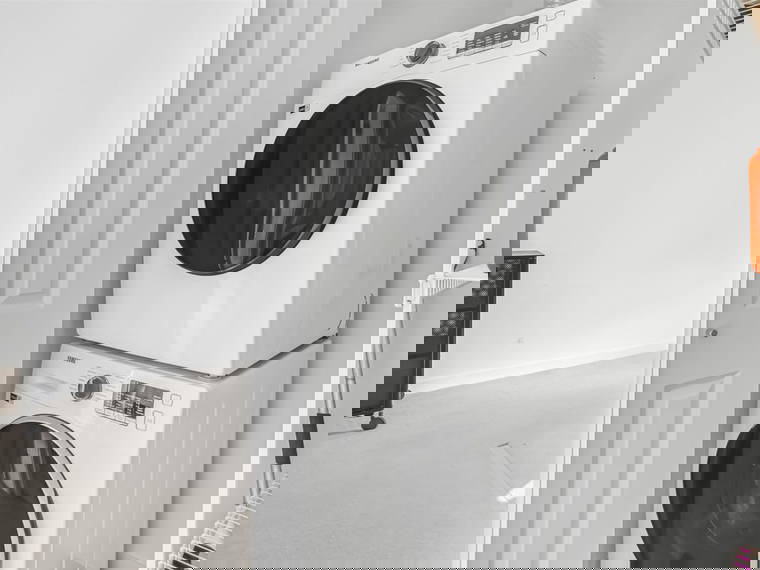 Coliving Surrey 636215