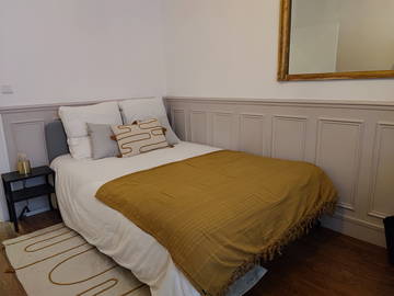 Roomlala | 1 room in a shared apartment in the 14th Art of Paris