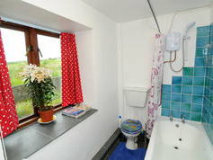 Homestay Llanwnda 84481-8