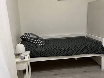 Logement entier à louer à Oyonnax - chambre 4-8