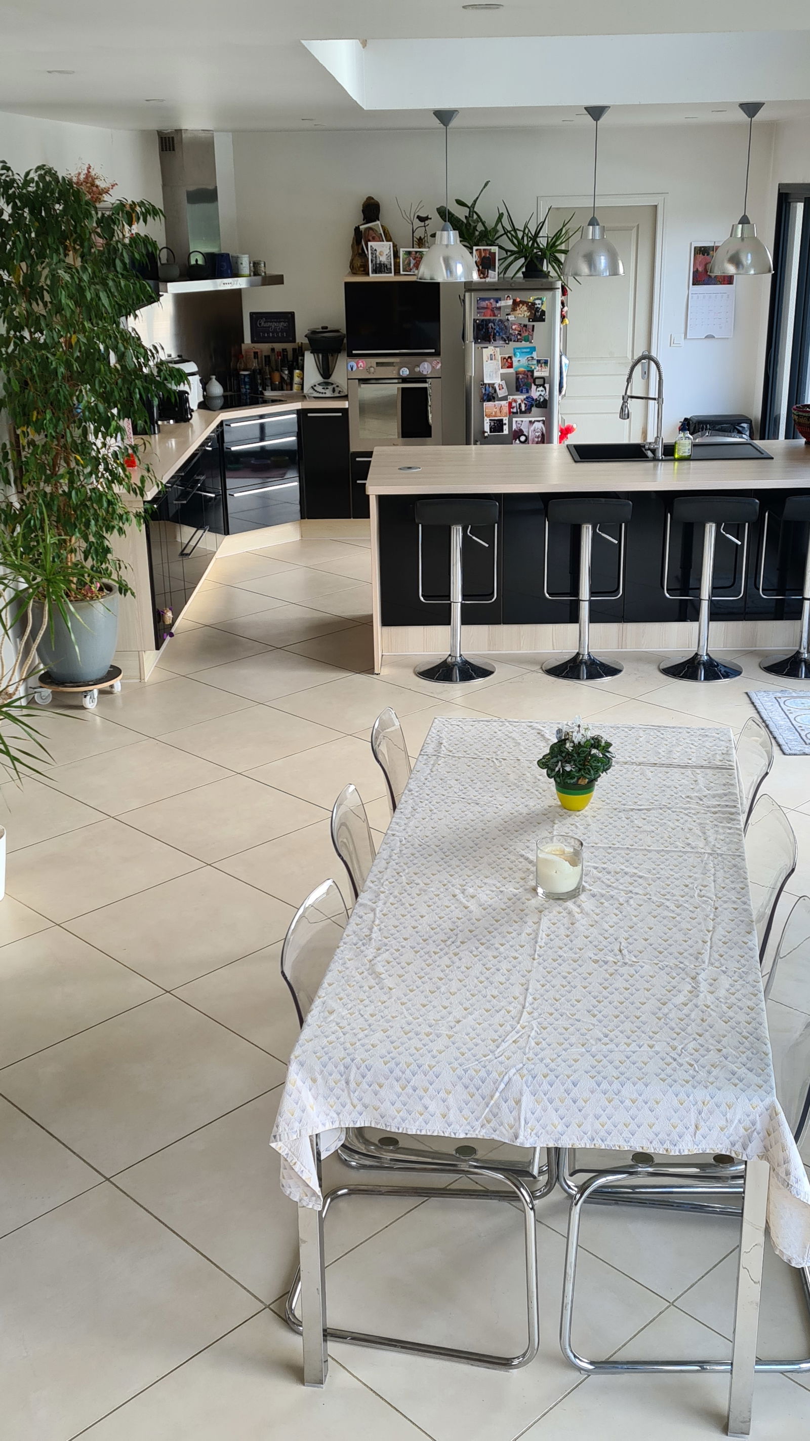 Quedarse En Casa Saint-Denis-des-Coudrais 265008