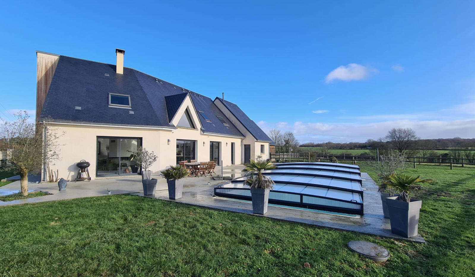 Quedarse En Casa Saint-Denis-des-Coudrais 265008