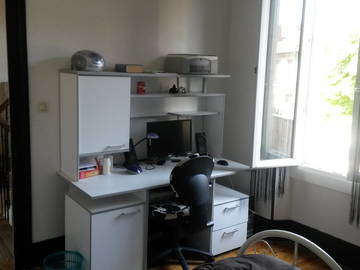 Roomlala | 10m2 kamer in groot huis met alle apparatuur in de buurt van T