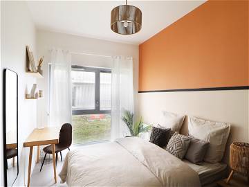 Roomlala | 11 M² Room In Coliving At Rosa Parks - PA72