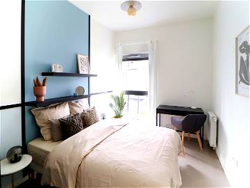 Roomlala | 12 M² Room In Coliving At Rosa Parks - PA71