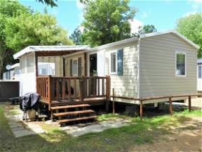 131. Mobile Home 2 Bedrooms