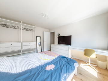 Roomlala | 15m2 Pokój w Modnej Przestrzeni Co-livingowej w Brukseli