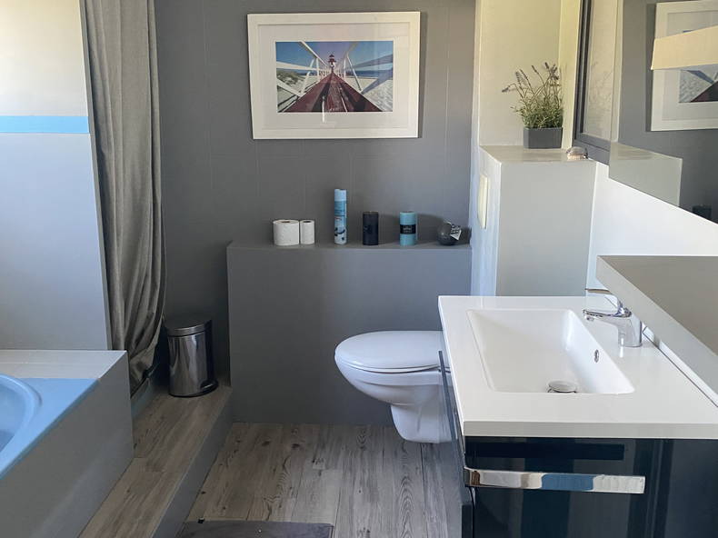 Homestay Lanester 267320-1