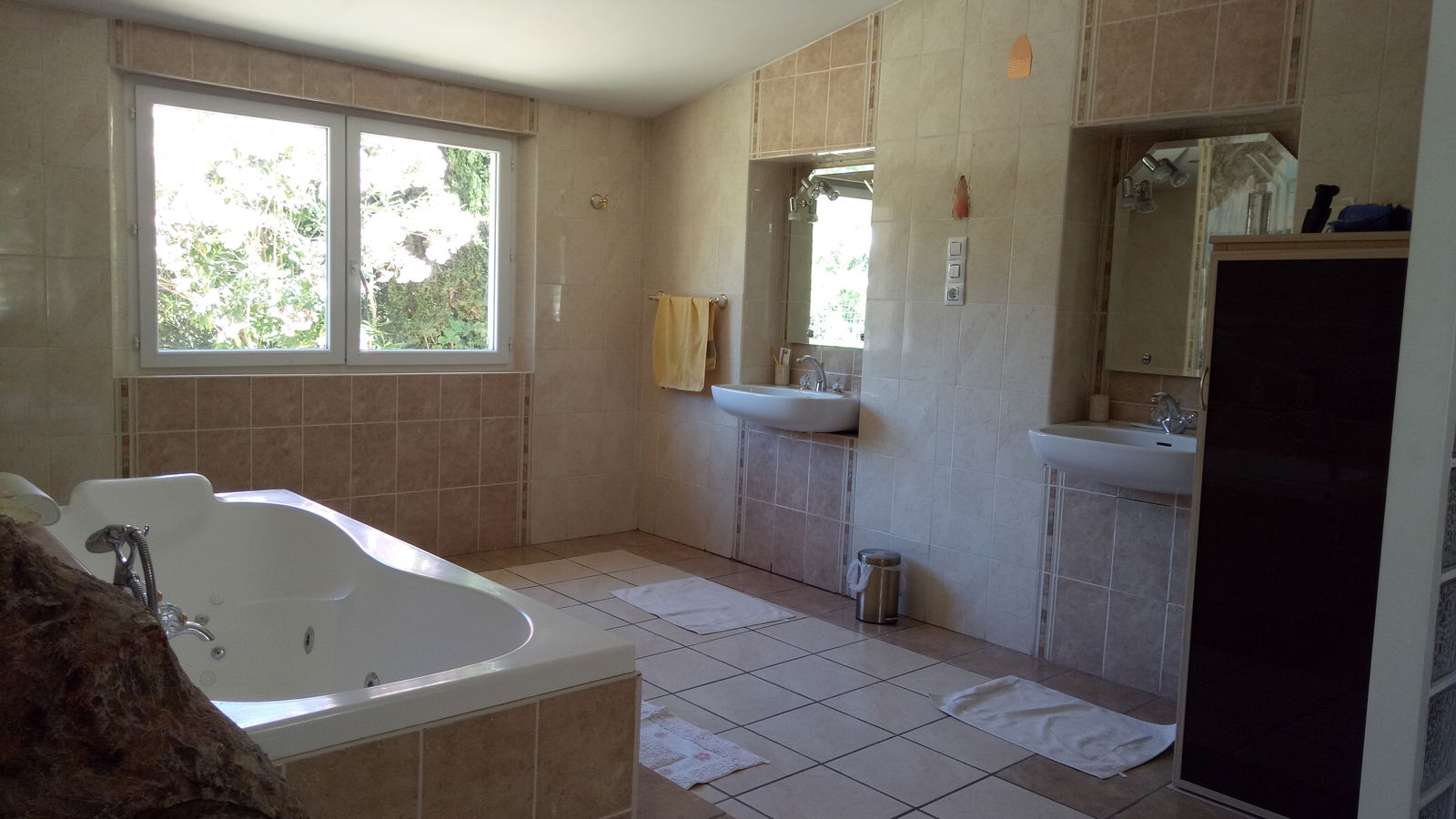 Independent Studio Solliès-Toucas 182846