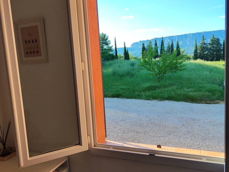 Quedarse En Casa Peynier 379117-3