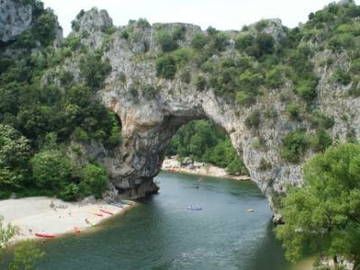 Homestay Bourg-Saint-Andéol 128724-12