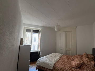 Logement entier à louer à Montreux - photo 4 : chambre-4
