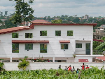 Logement Entier Yaoundé 234440-6