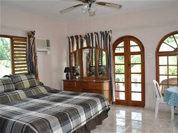 Room For Rent Negril 18498