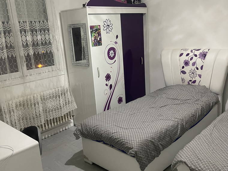 Room For Rent Montréal-la-Cluse 246861