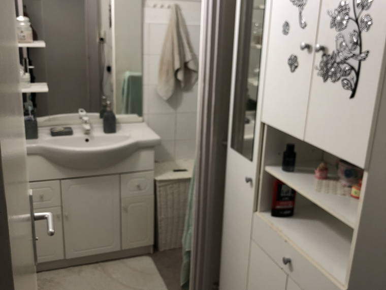 Room For Rent Montréal-la-Cluse 264509