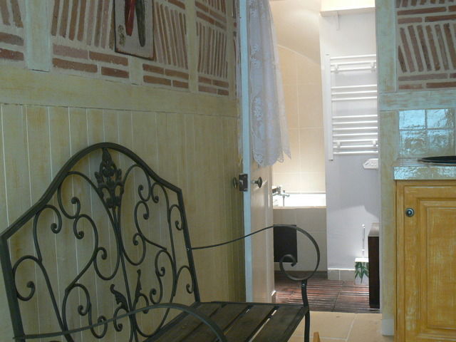 Oberoende Studio Paris 42260