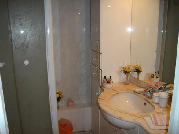 Gaascht Zëmmeren Paris 65446