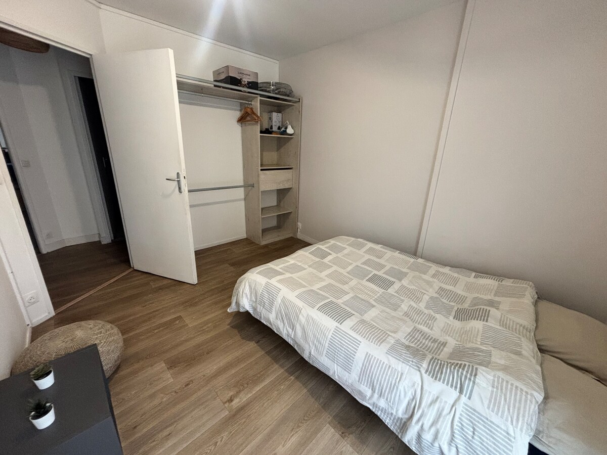 Habitación En Casa Del Anfitrión Rosny-sous-Bois 677004