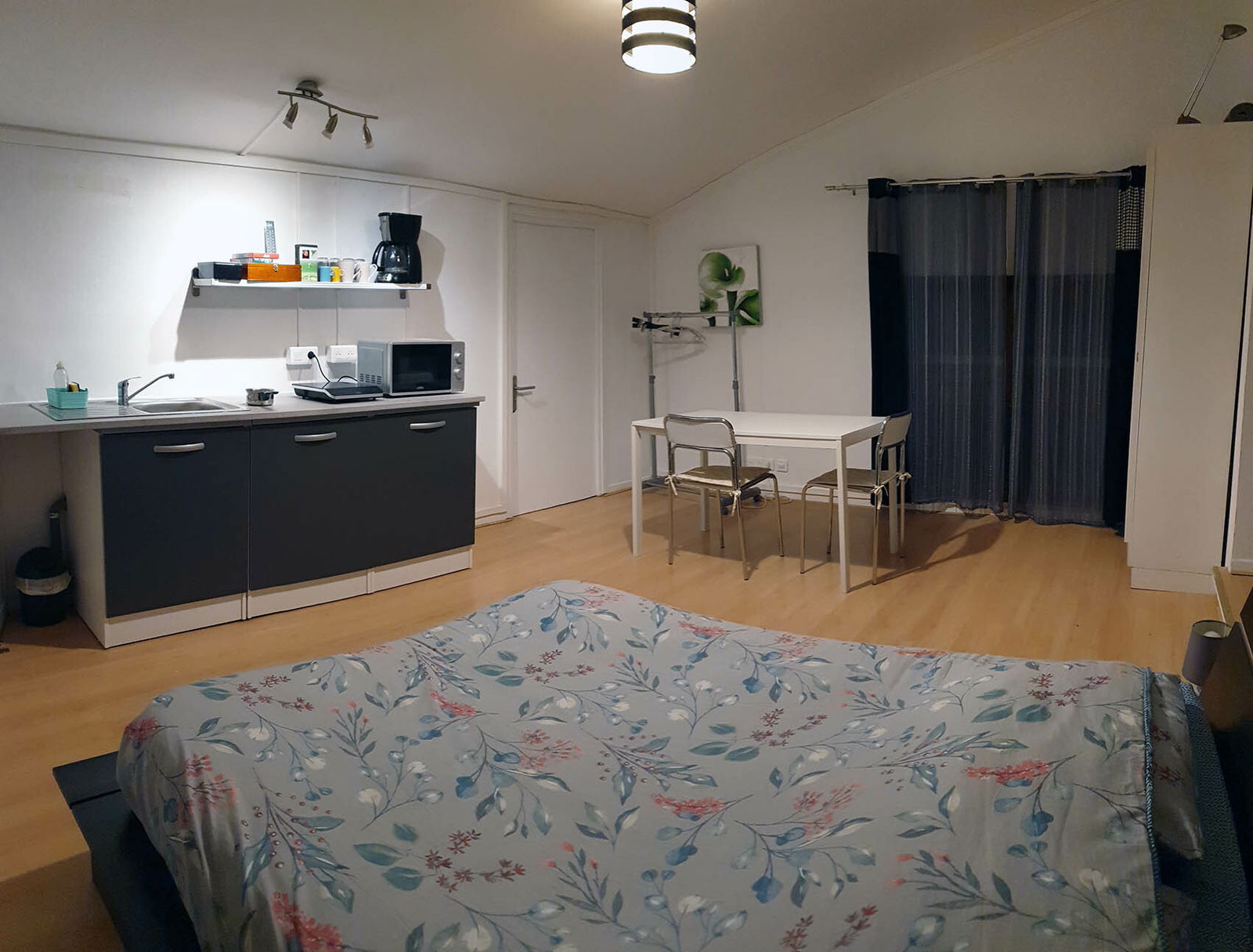 Itsenäinen Studio Vendegies-sur-Écaillon 237979