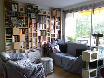 Roomlala | 2 Nieumeblowane Pokoje Do Wynajęcia W 4-pokojowym Mieszkaniu