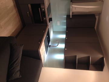 Roomlala | 2 odnowione studia Paris-Etoile/Cdg