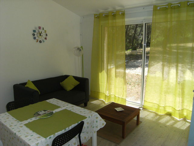 Onafhankelijke Studio Pujaut 51488